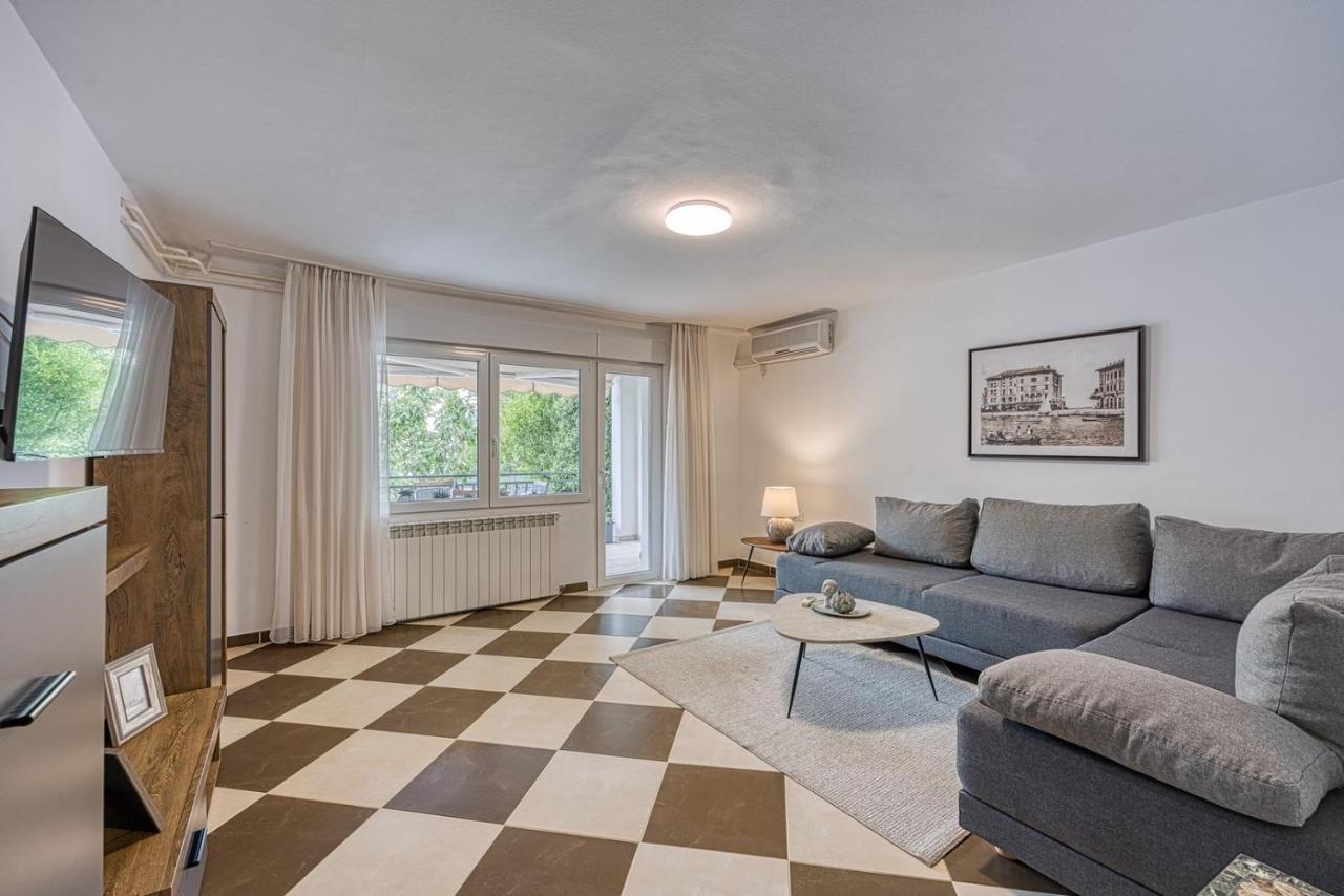 Apartments Claudio Poreč Extérieur photo